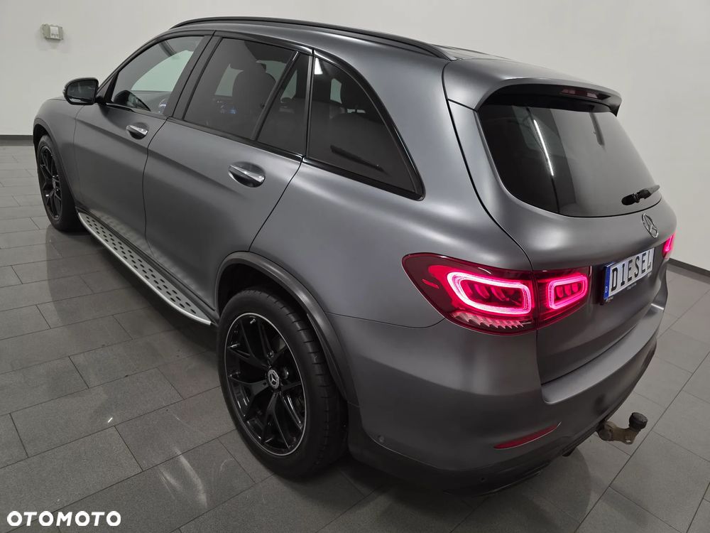 Mercedes-Benz GLC 220 d 4Matic 9G-TRONIC AMG Line Plus - 5