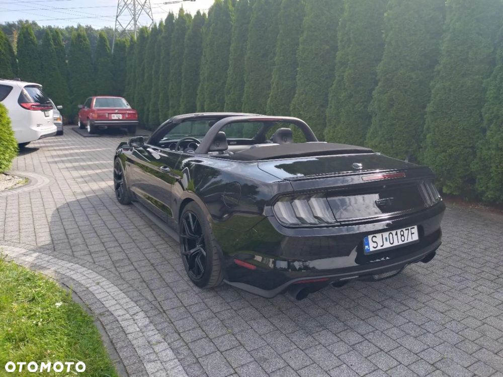 Ford Mustang 5.0 V8 GT - 19
