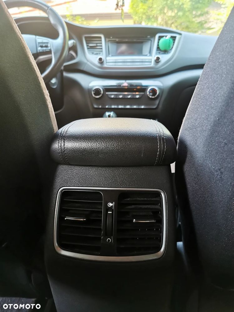 Hyundai Tucson - 8