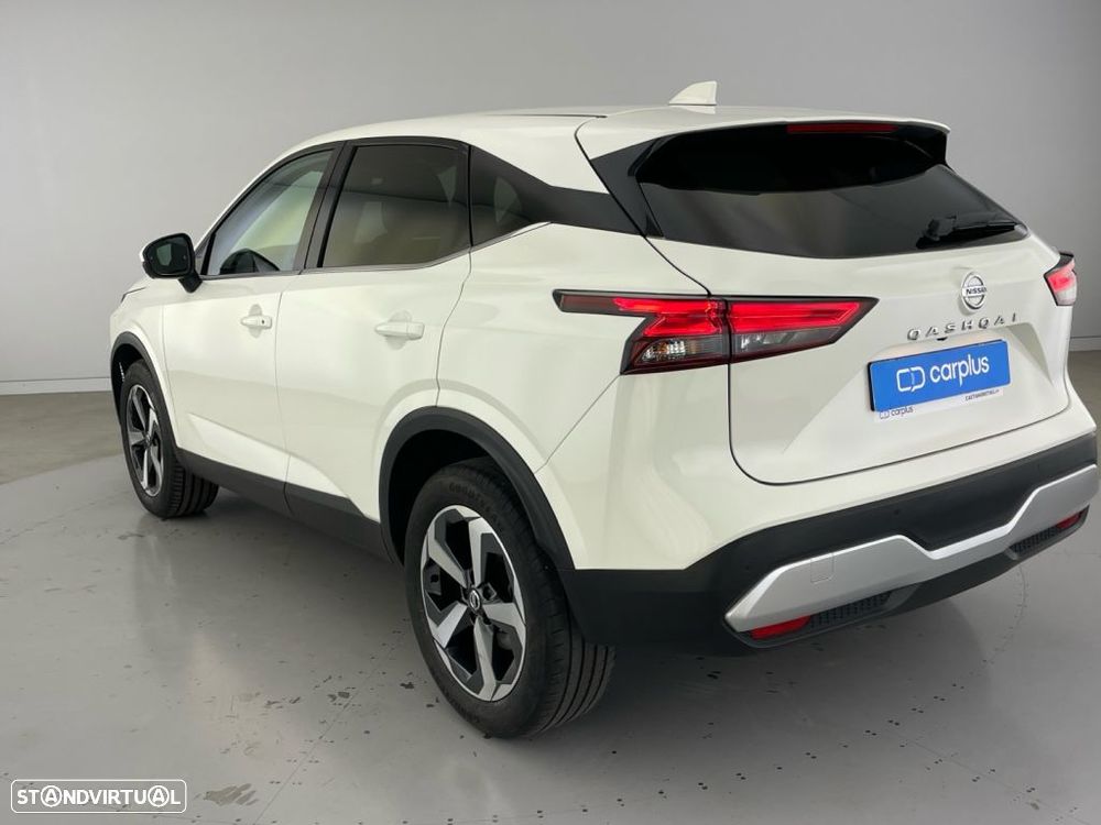 Nissan Qashqai 1.3 DIG-T N-Connecta - 24