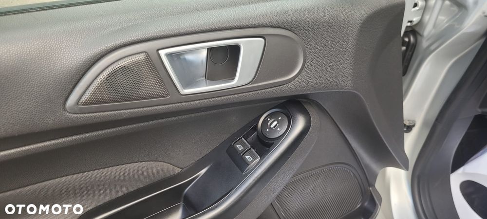 Ford Fiesta - 20