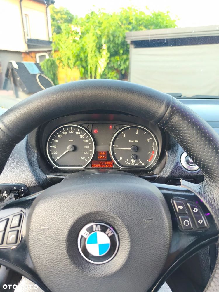 BMW Seria 1 118d - 27