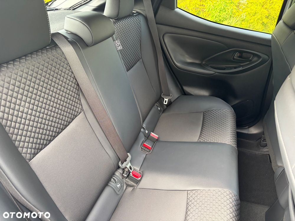 Toyota Yaris Hybrid 1.5 Executive - 9