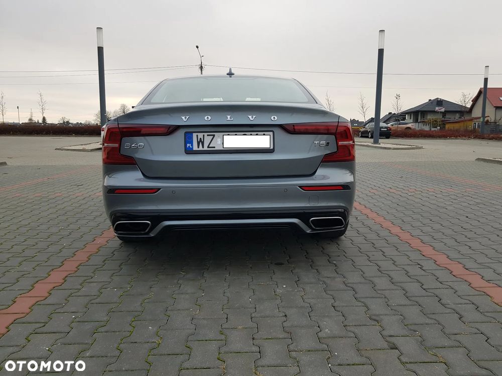 Volvo S60 T5 AWD Momentum Pro - 4
