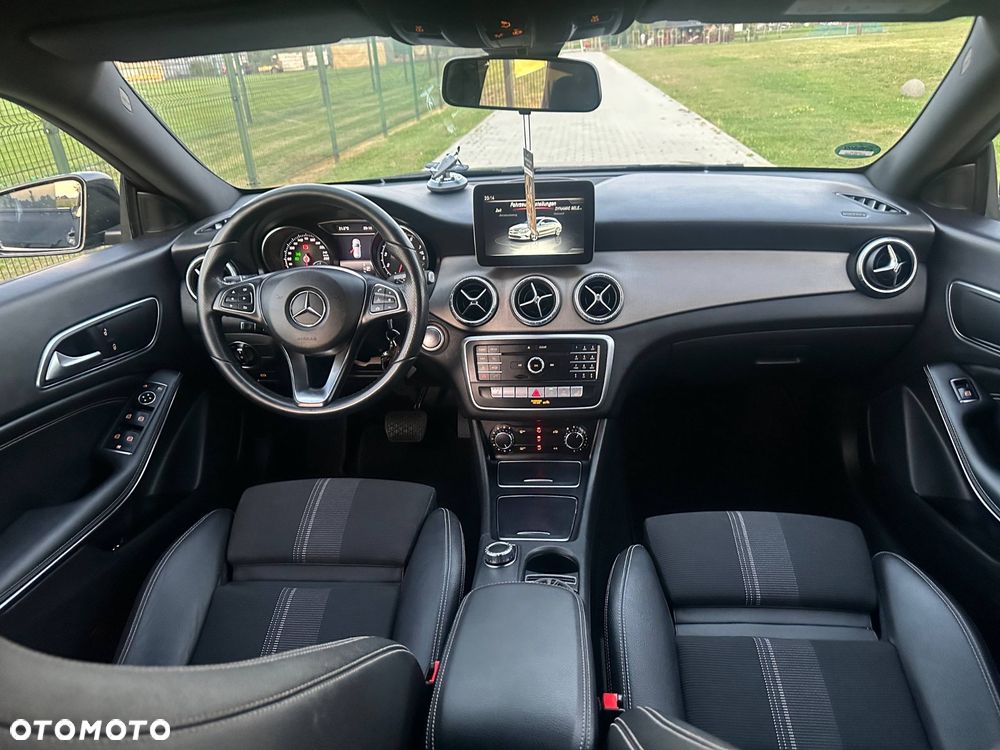 Mercedes-Benz CLA - 18