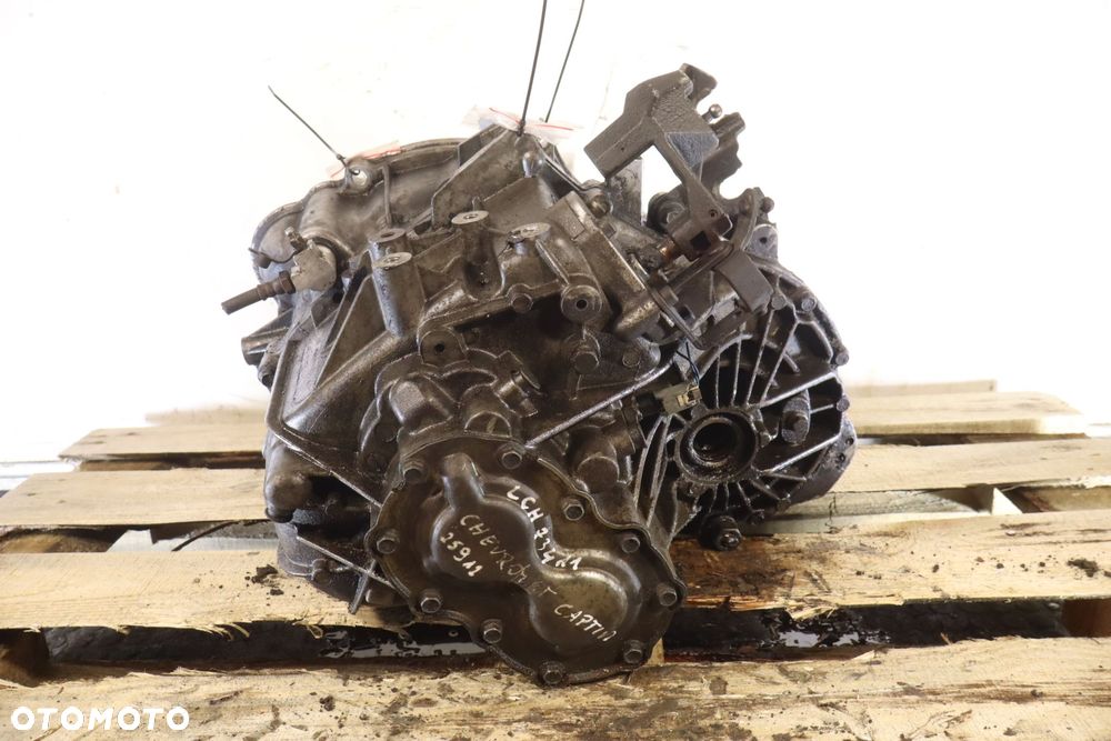 SKRZYNIA BIEGÓW 6 BIEGOWA CHEVROLET CAPTIVA I 2.0D 96420073 - 2