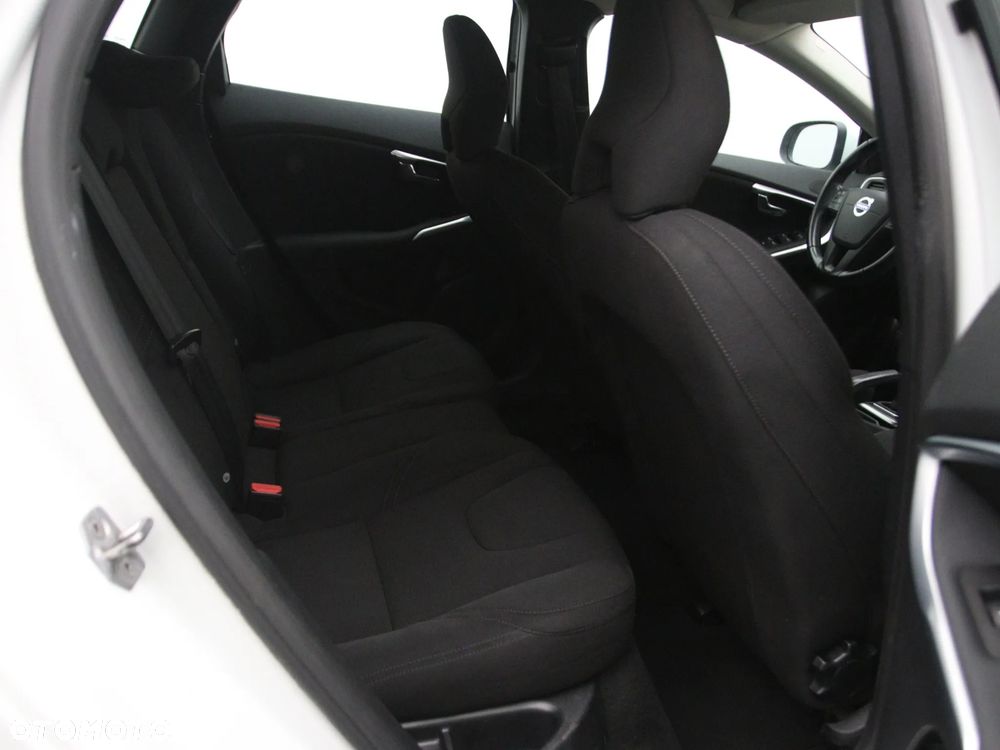Volvo V40 - 15