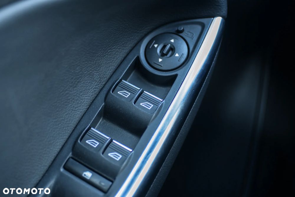 Ford Focus 2.0 TDCi ST-2 - 34