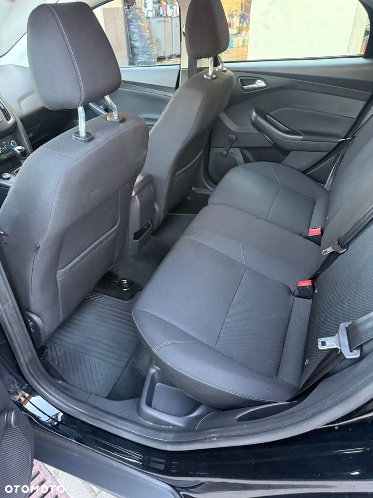 Ford Focus 1.5 TDCi SYNC Edition - 15