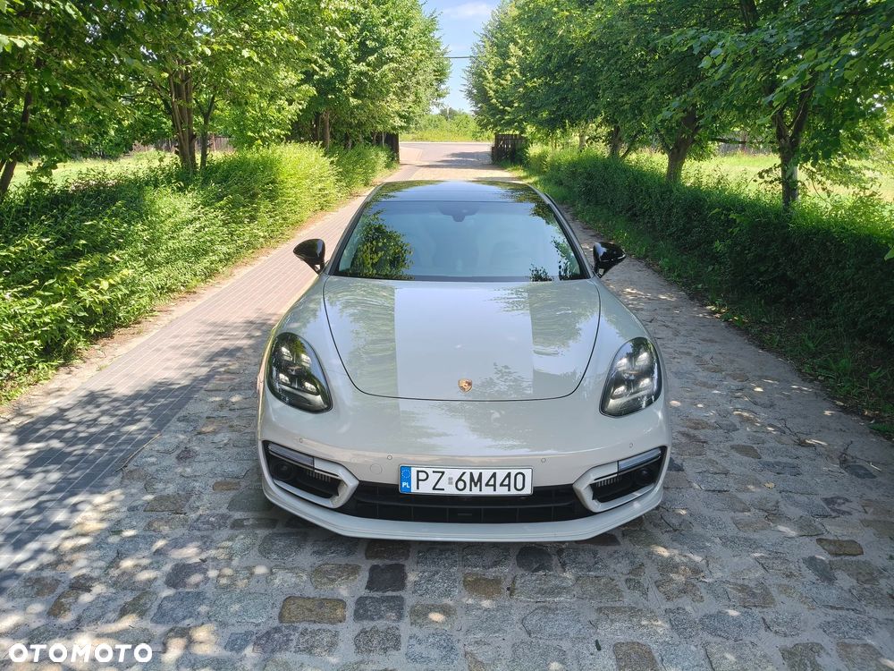 Porsche Panamera - 3