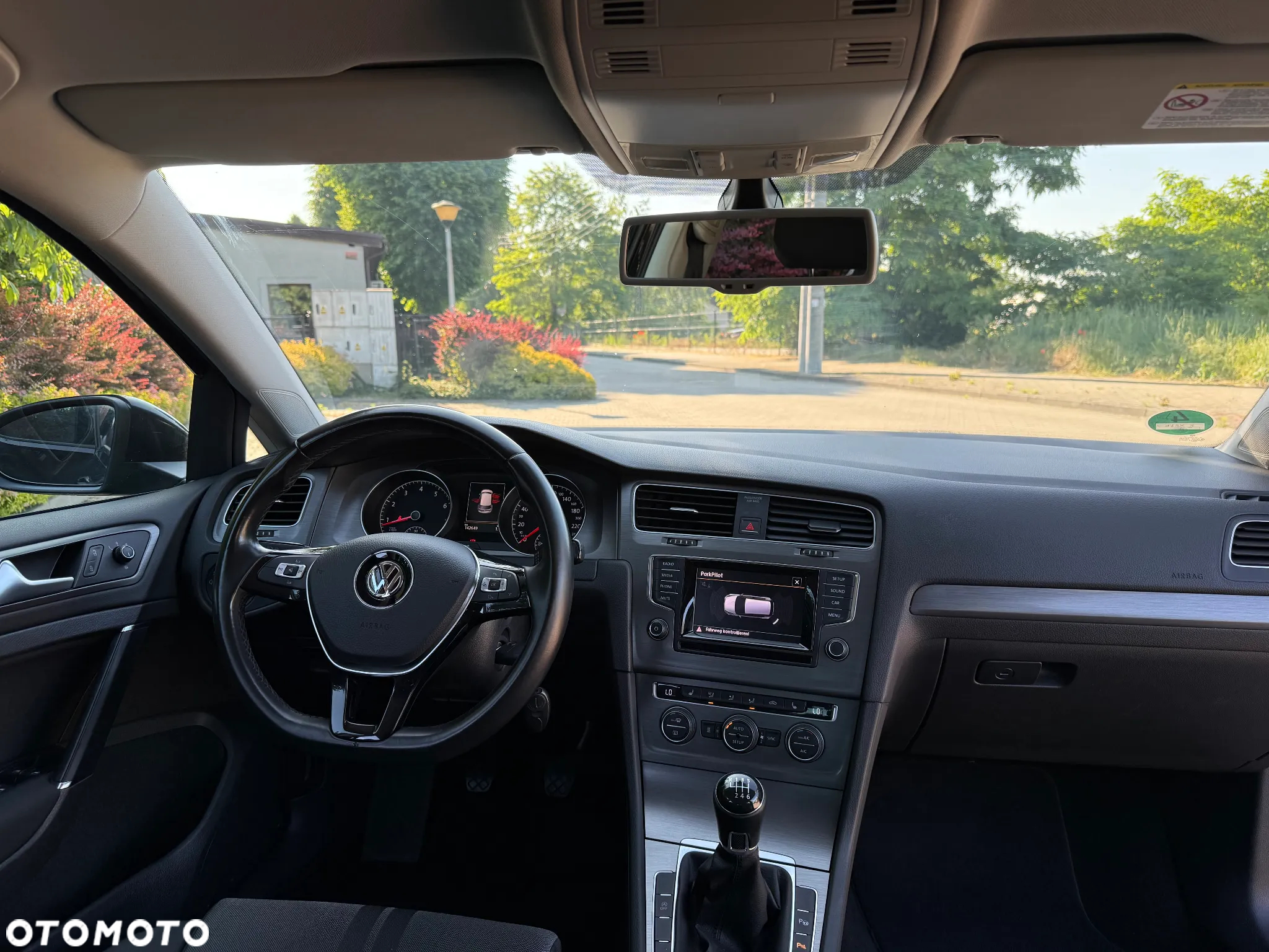 Volkswagen Golf - 15