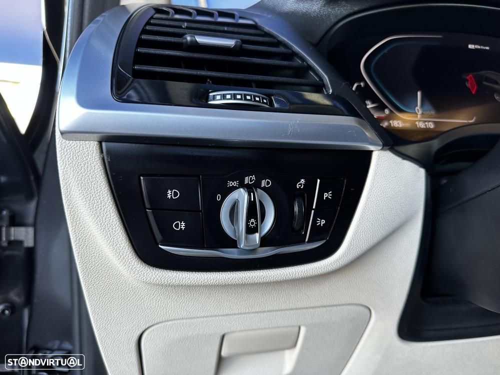 BMW X3 30 e xDrive xLine - 20