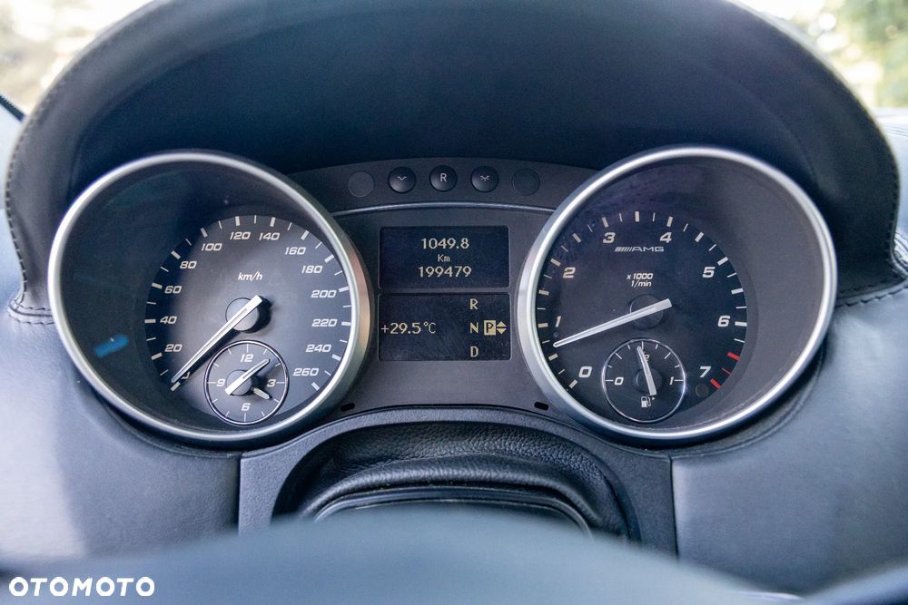 Mercedes-Benz GL 500 - 15