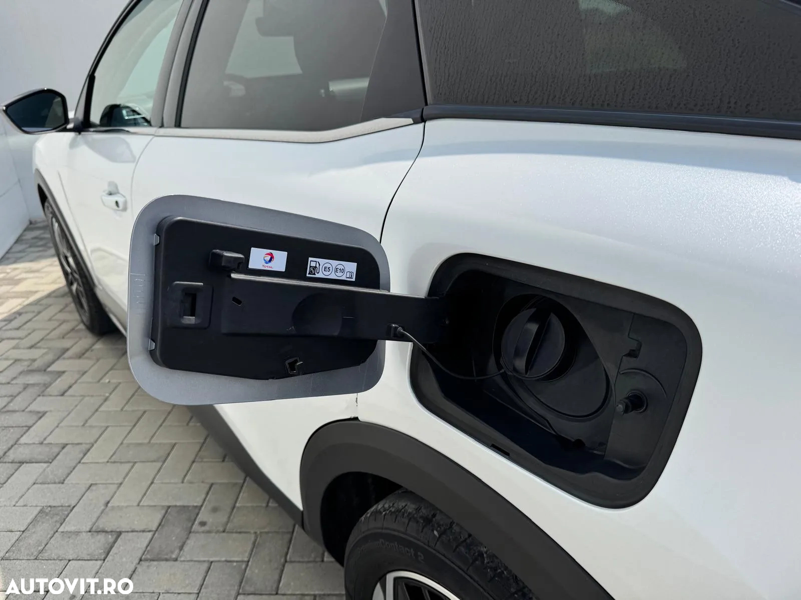 Citroën C4 1.2 PureTech S&S EAT8 Shine - 9