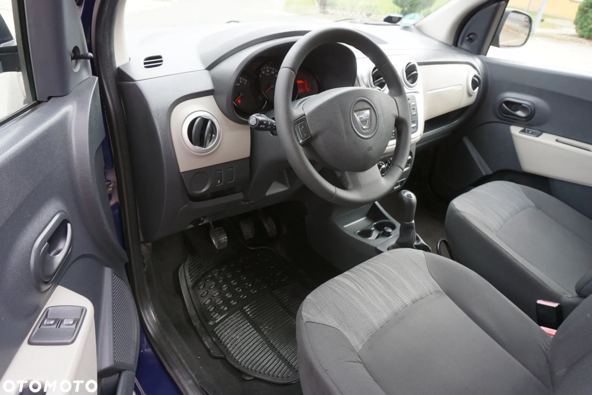 Dacia Lodgy 1.6 MPI 85 Ambiance - 7