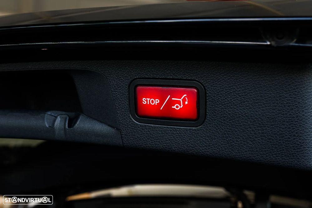 Mercedes-Benz E 300 de 9G-TRONIC AMG Line - 11