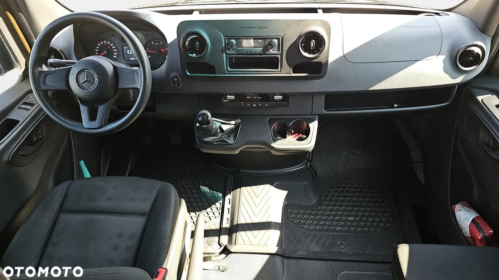 Mercedes-Benz Sprinter - 6