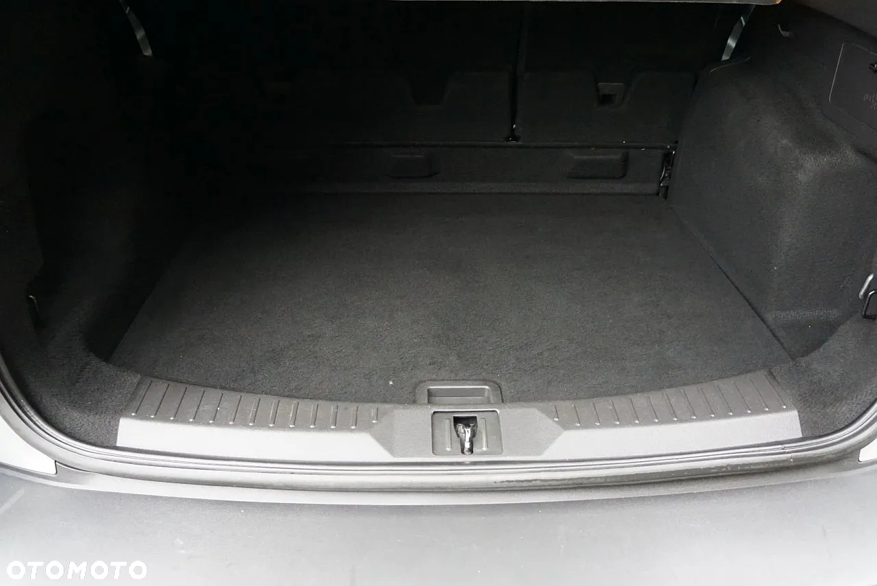 Ford Kuga - 19