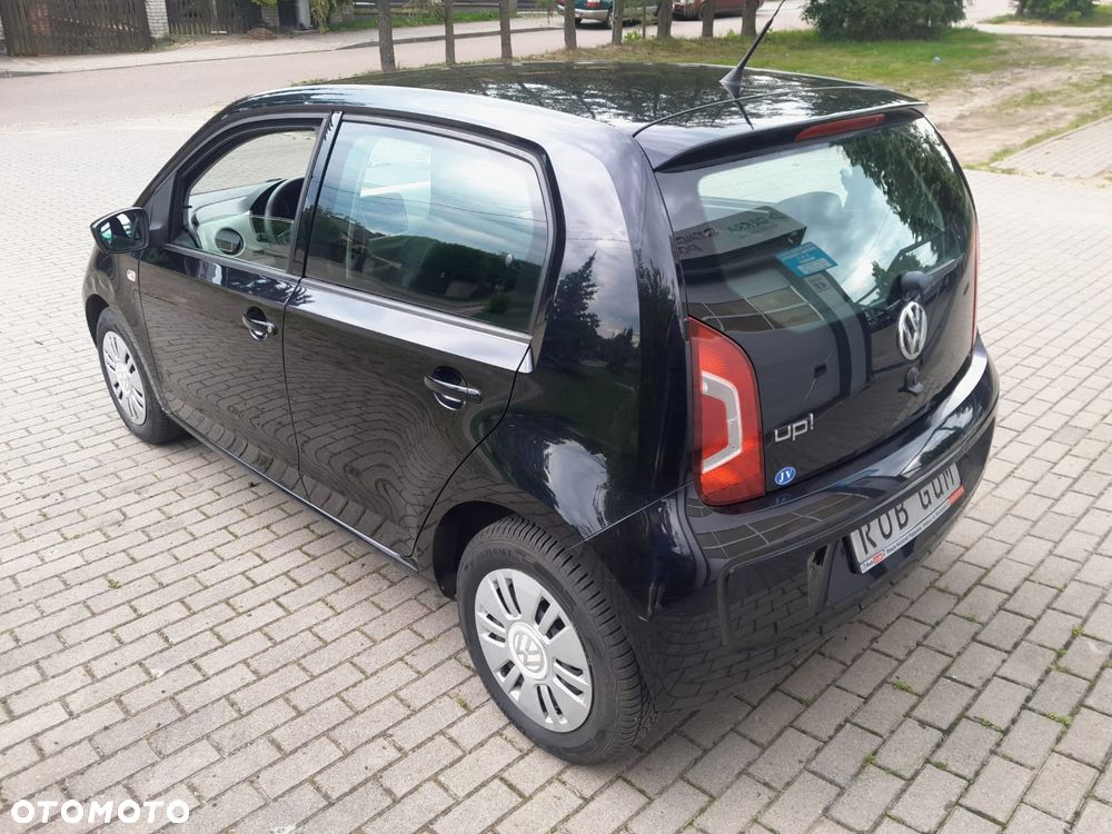 Volkswagen up! 1.0 take - 3