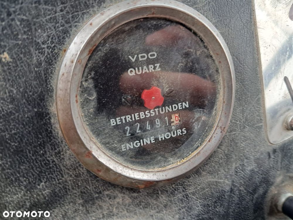 Volvo A25 - 14