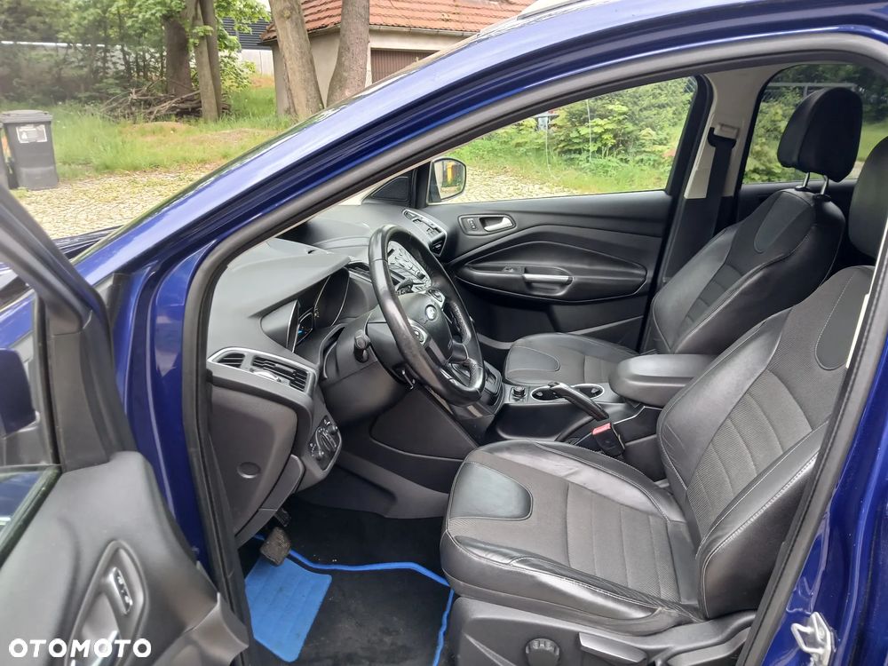 Ford Kuga 2.0 TDCi 4x4 Titanium - 3