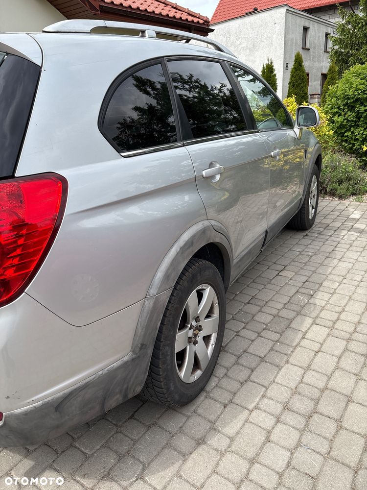 Chevrolet Captiva 2.4 LS - 7