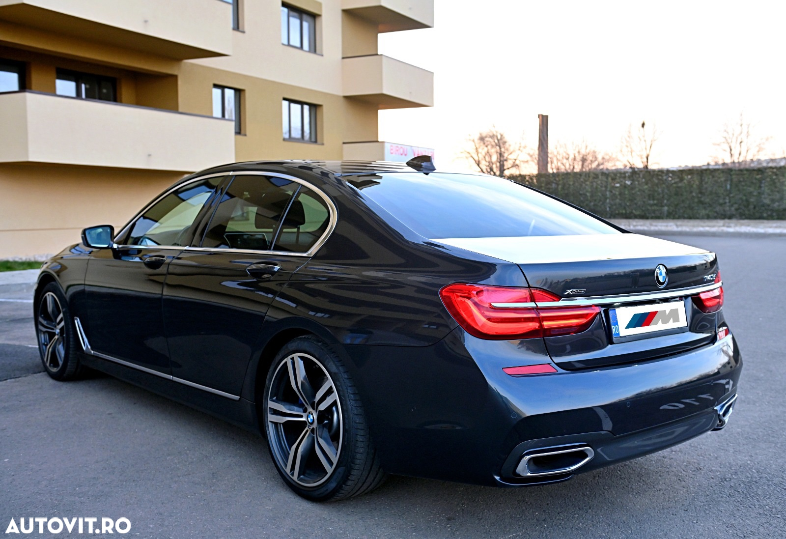 BMW Seria 7 740d xDrive - 5