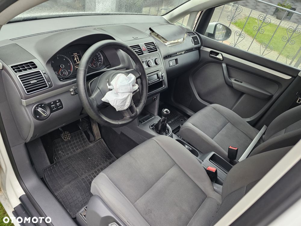 Volkswagen Touran 1.6 TDI DPF Life - 7