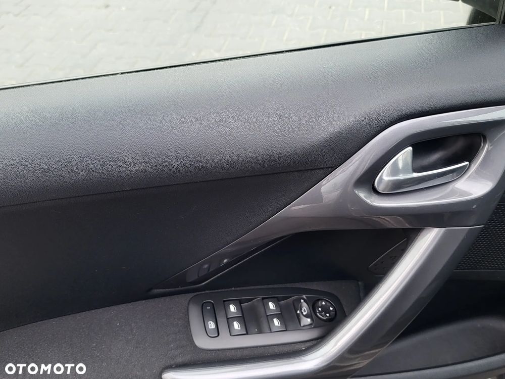 Peugeot 2008 82 e-VTI ETG5 Active - 10