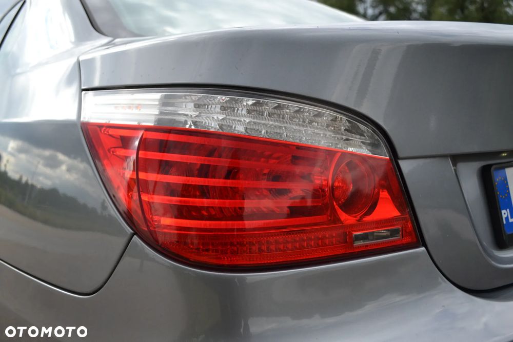BMW Seria 5 530i xDrive - 12