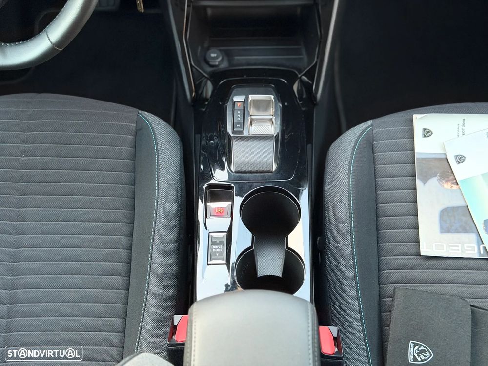 Peugeot 2008 PureTech 130 EAT8 Active - 9