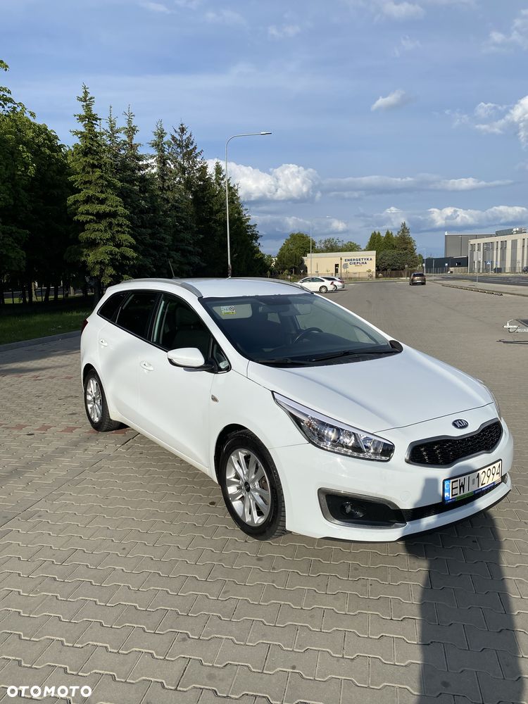 Kia Ceed - 1