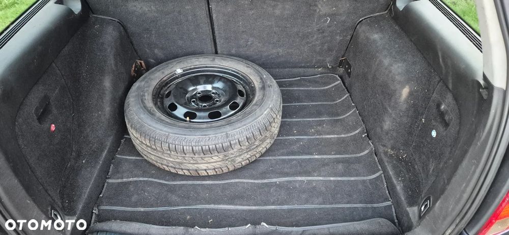 Volkswagen Golf 1.6 - 22