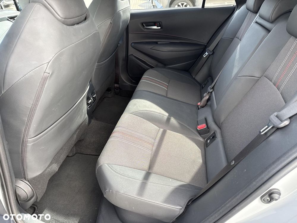 Toyota Corolla 2.0 Hybrid GR Sport - 13