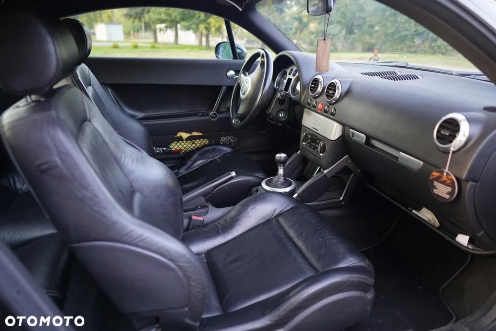 Audi TT Coupé 1.8T - 7