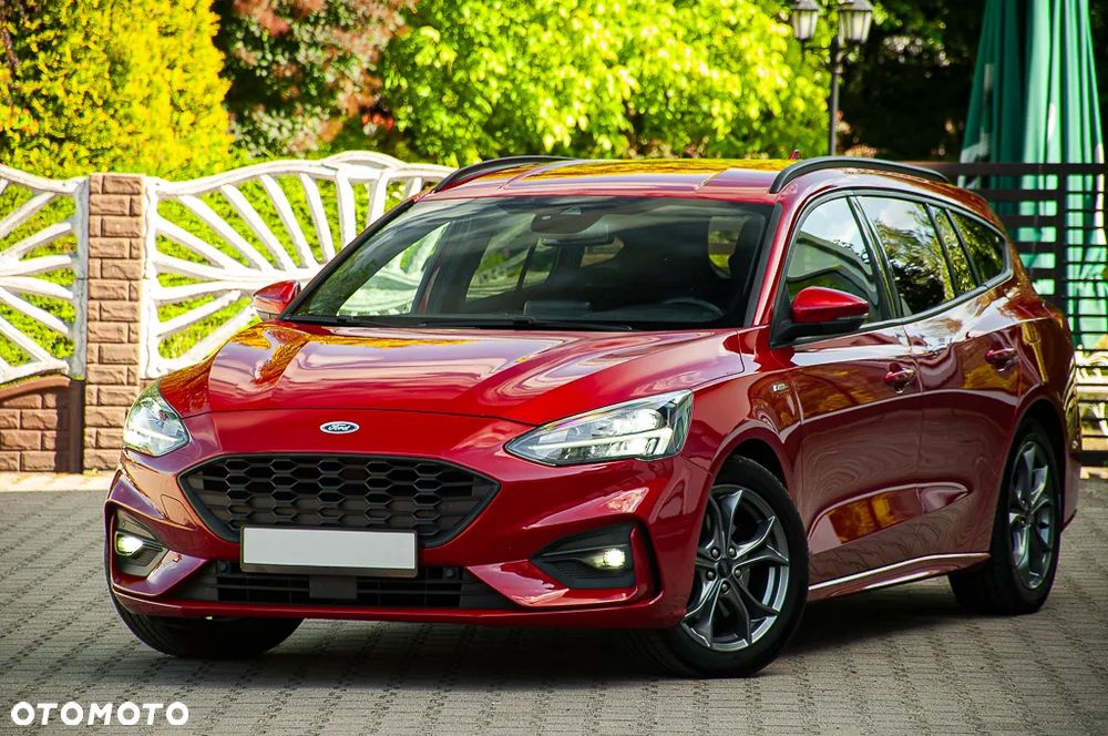 Ford Focus - 32