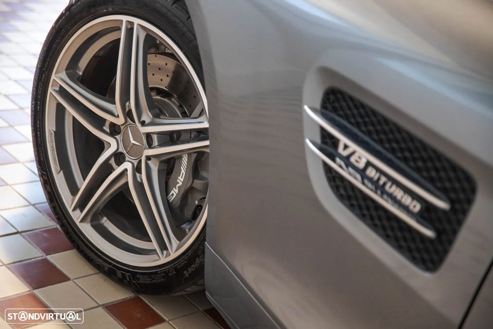 Mercedes-Benz AMG GT - 10
