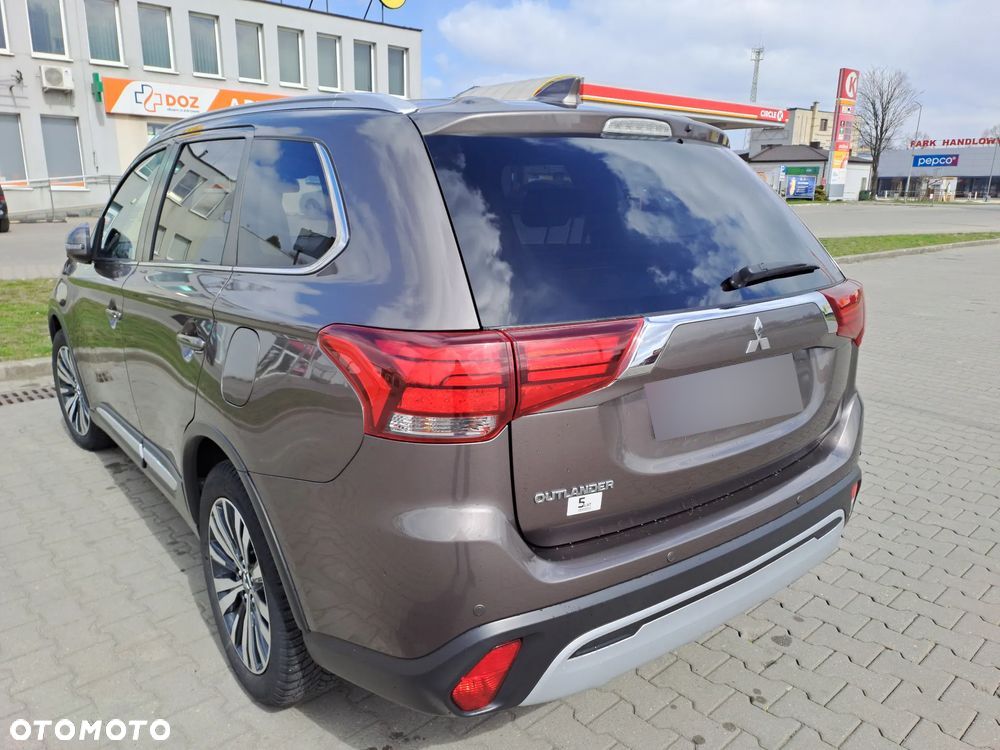 Mitsubishi Outlander 2.0 Intense 4WD CVT - 8
