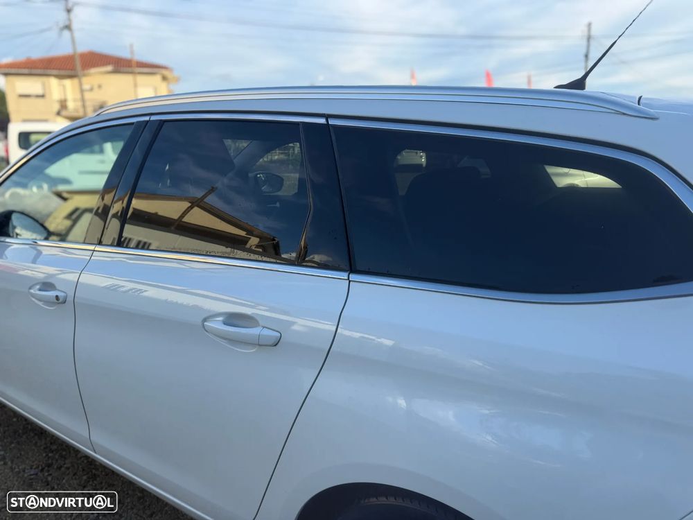 Peugeot 308 - 5