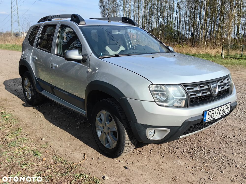 Dacia Duster 1.6 SCe Laureate S&S - 9