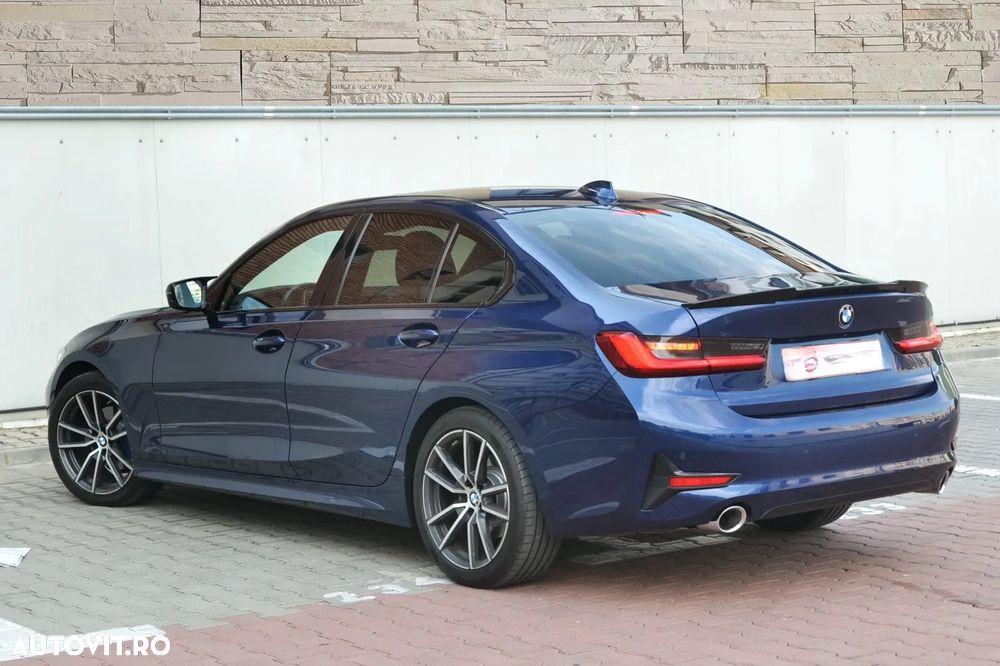 BMW Seria 3 320d Aut. - 21