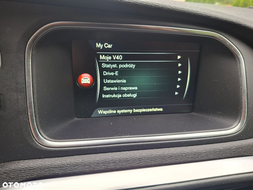 Volvo V40 D4 Drive-E Momentum - 20