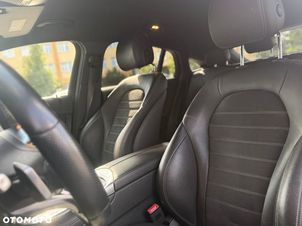 Mercedes-Benz GLC 300 e 4-Matic - 12
