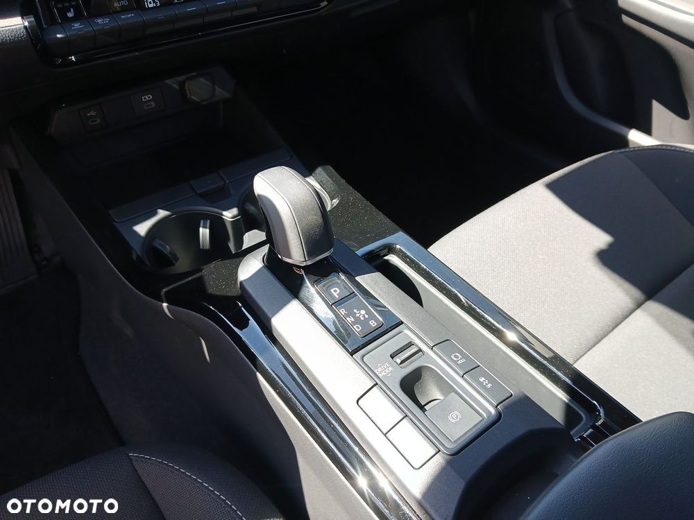 Toyota Prius - 35