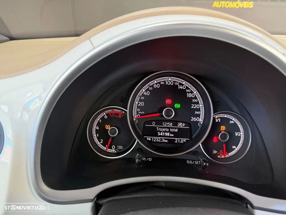 VW New Beetle Cabriolet 1.4 TSI Sport DSG - 30
