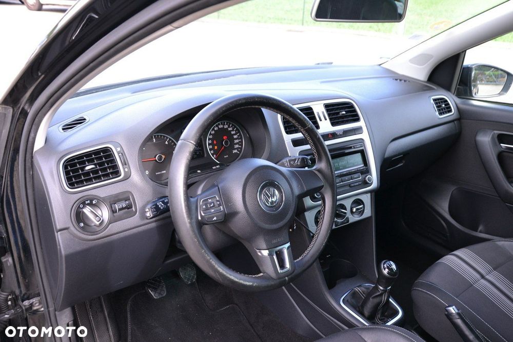 Volkswagen Polo - 15
