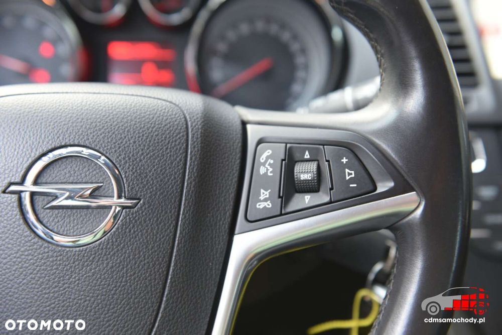 Opel Insignia - 33