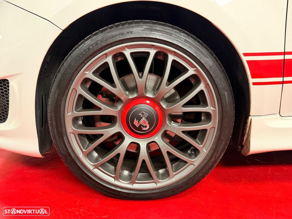 Abarth 500 1.4 T-Jet - 11