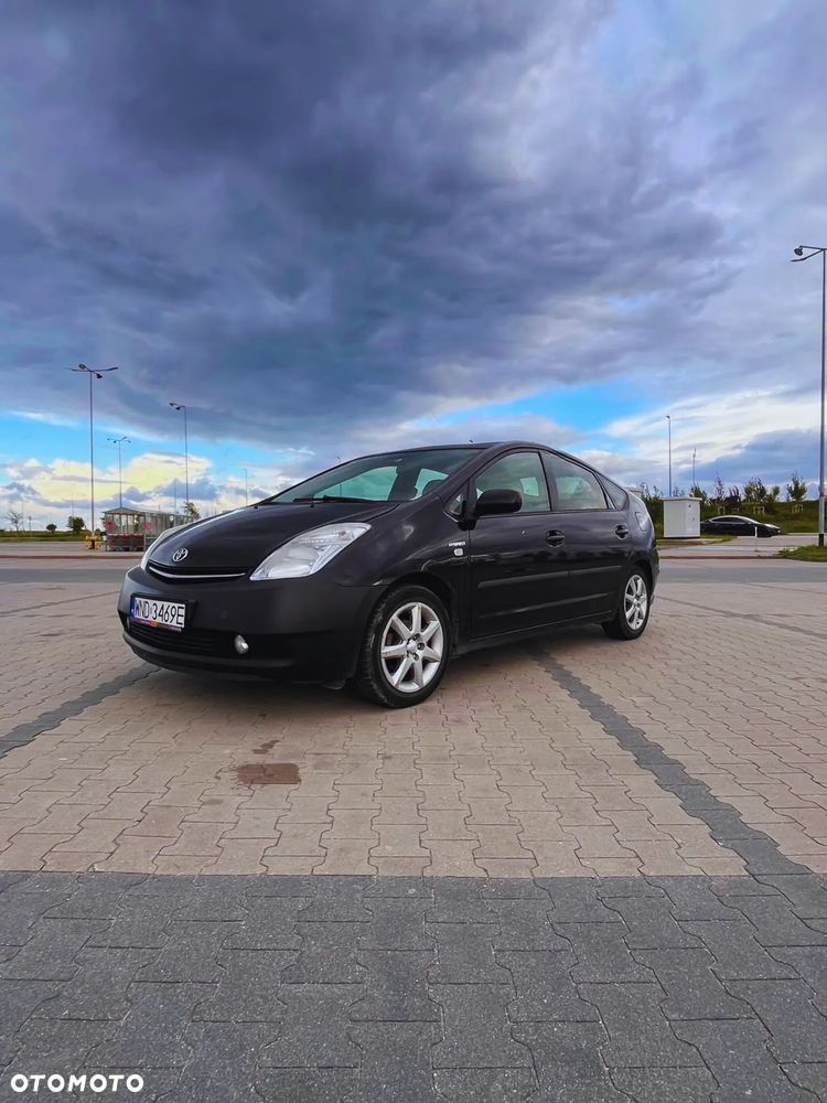 Toyota Prius - 1