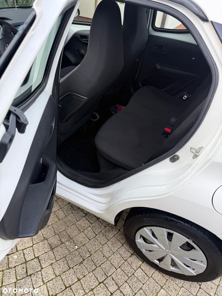 Toyota Aygo - 10